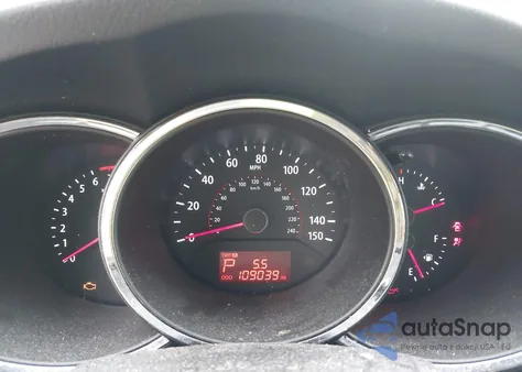 2013 Kia Sorento Lx z USA, uszkodzony, nr VIN 5XYKT3A61DG414943